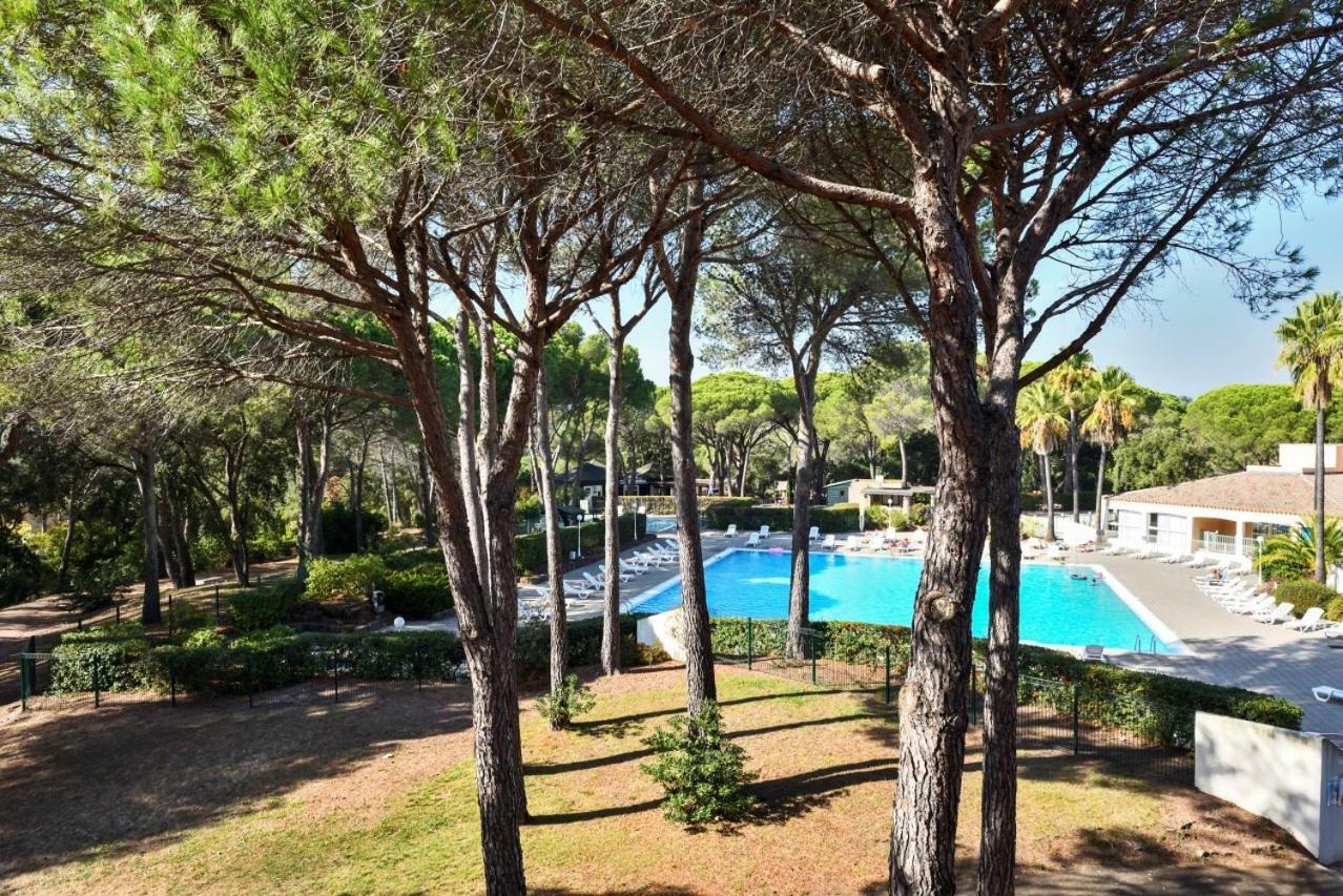 Résidences du golf Saint-Raphaël Extérieur photo