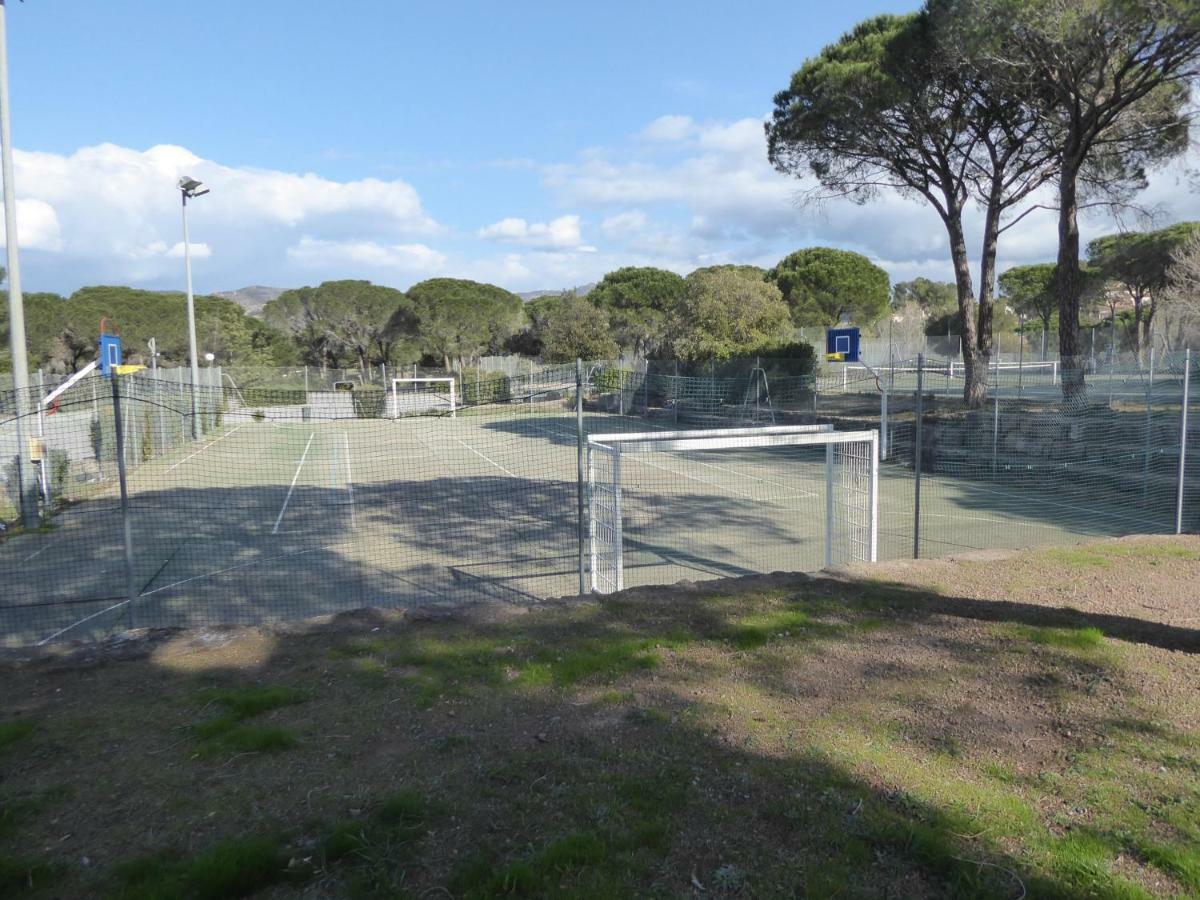 Résidences du golf Saint-Raphaël Extérieur photo
