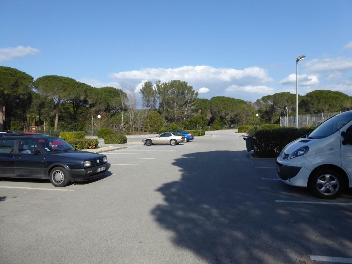 Résidences du golf Saint-Raphaël Extérieur photo