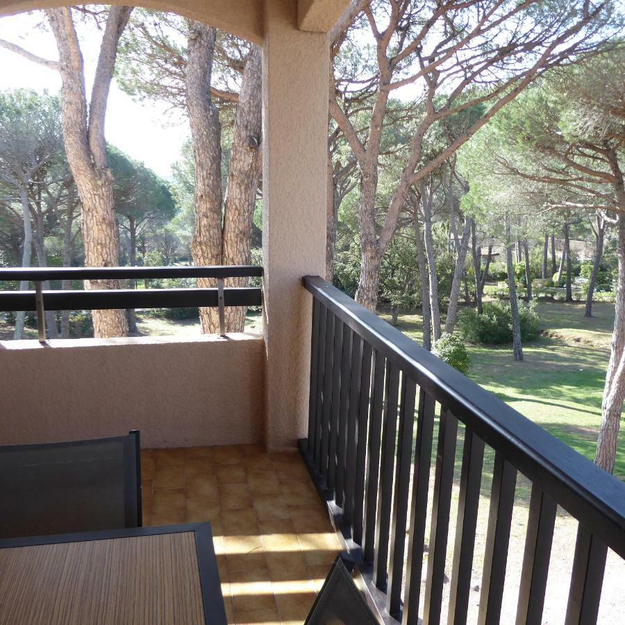 Résidences du golf Saint-Raphaël Extérieur photo