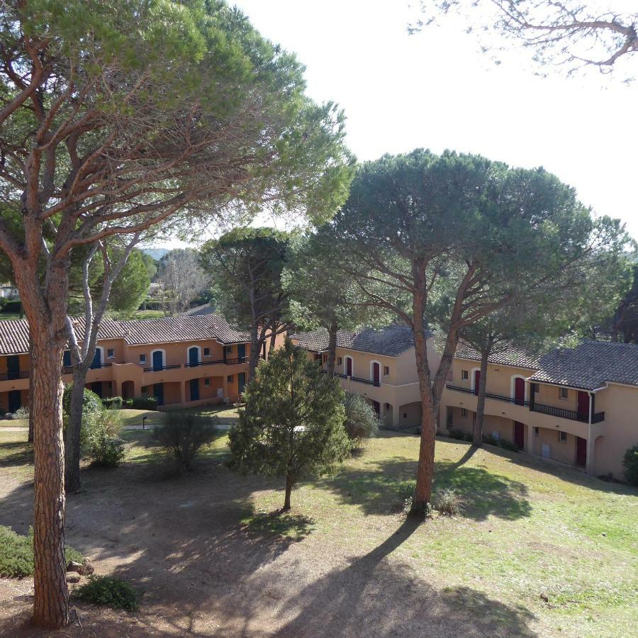 Résidences du golf Saint-Raphaël Extérieur photo